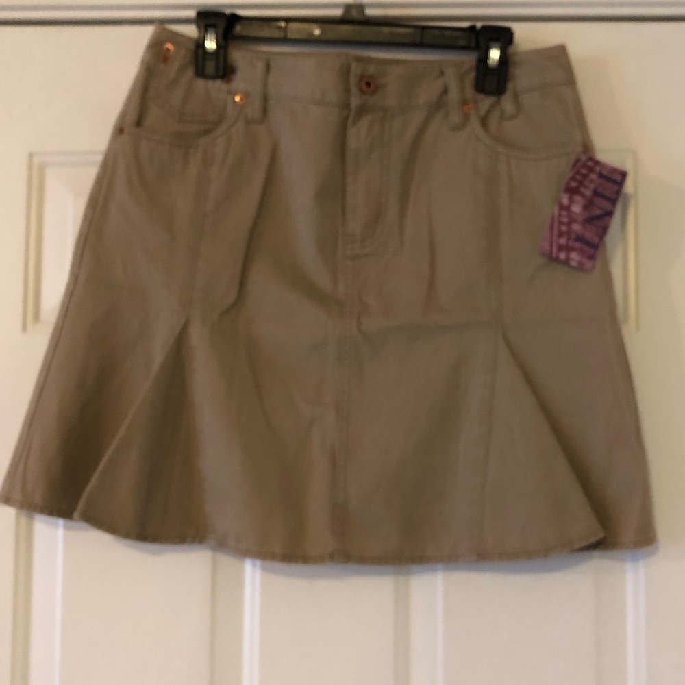 TNT - Khaki Pleated Jean Shirt